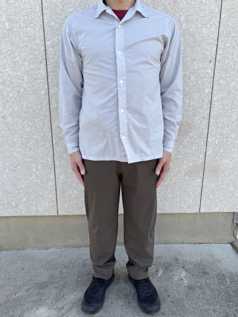 山と道 UL Shirt Glacier White Sサイズ 着用イメージ 正面（身長161cm）